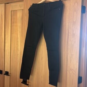 Gap skinny jeans size 29